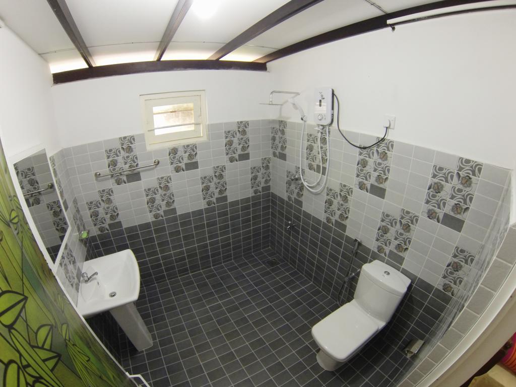 Mirissa White House Hotel ภายนอก รูปภาพ