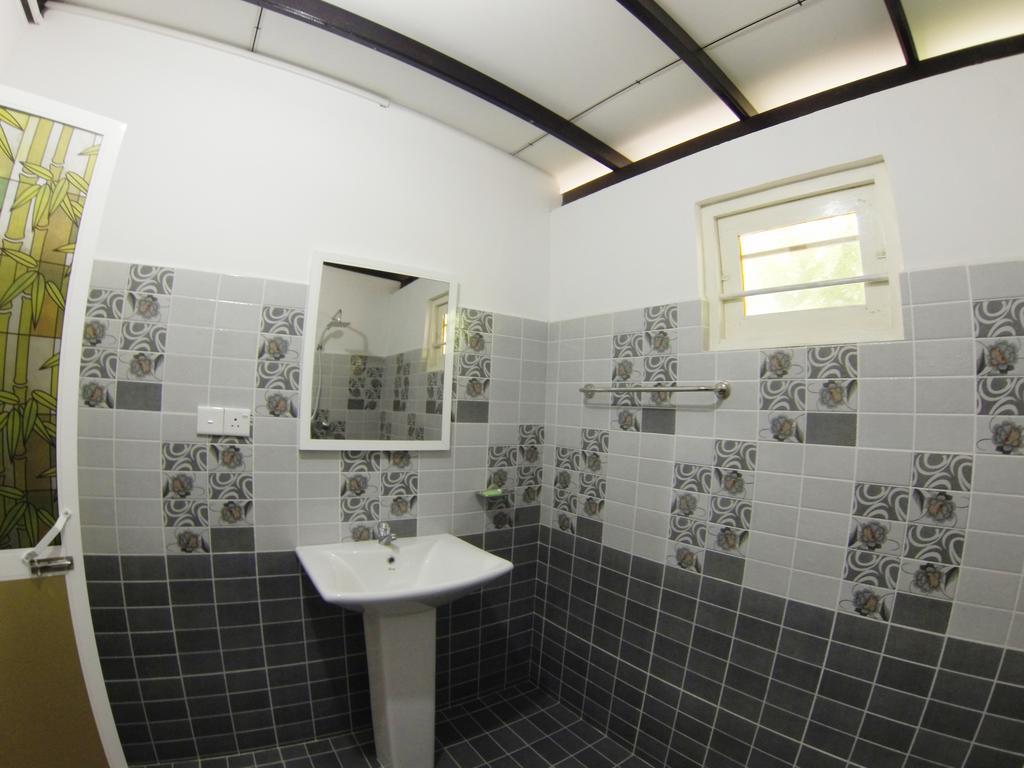Mirissa White House Hotel ภายนอก รูปภาพ