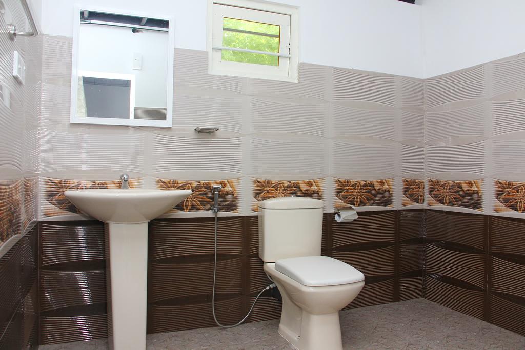 Mirissa White House Hotel ภายนอก รูปภาพ