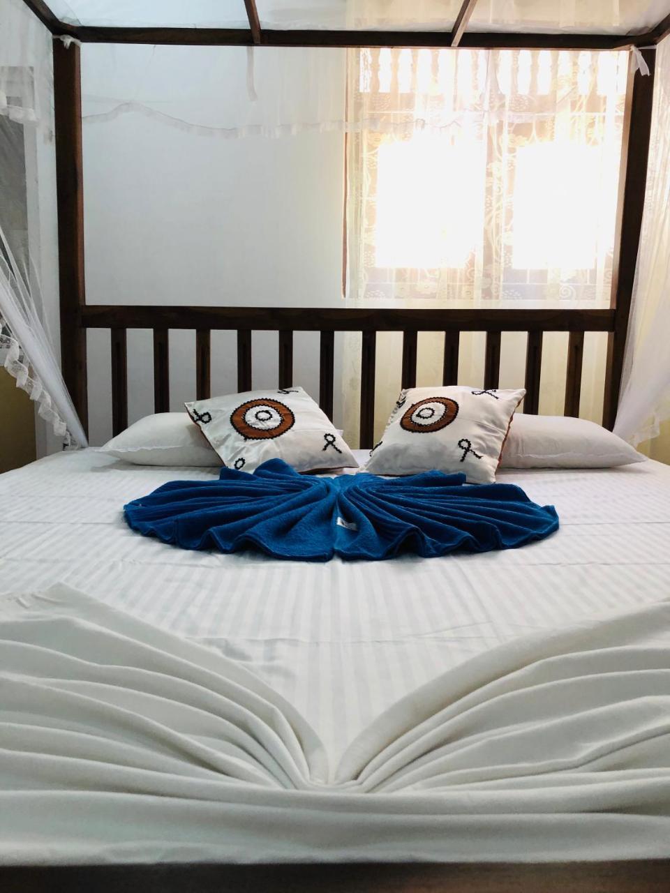 Mirissa White House Hotel ภายนอก รูปภาพ