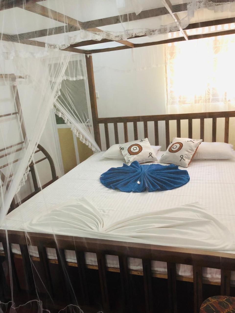 Mirissa White House Hotel ภายนอก รูปภาพ